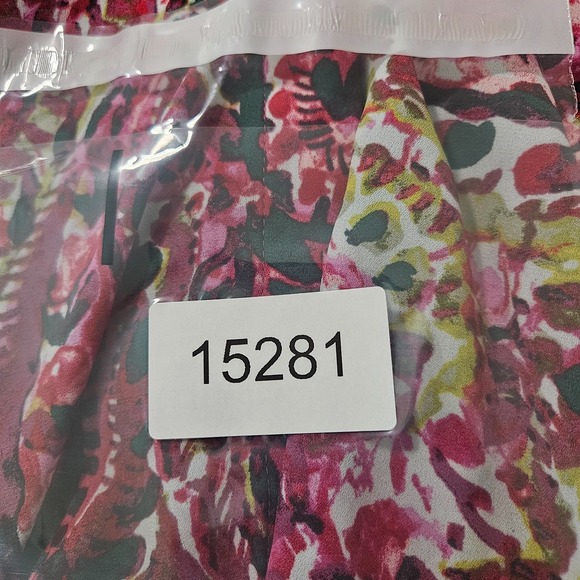 NEW Investments Shirt Top Women 2X Caroline Hidden Button Paisley Red Pink White - Picture 11 of 11